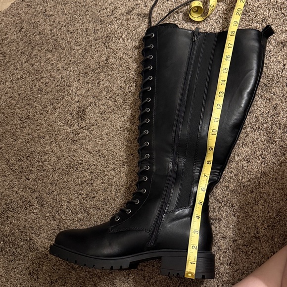 Black Lace-Up Knee-High Boots - Picture 10 of 11